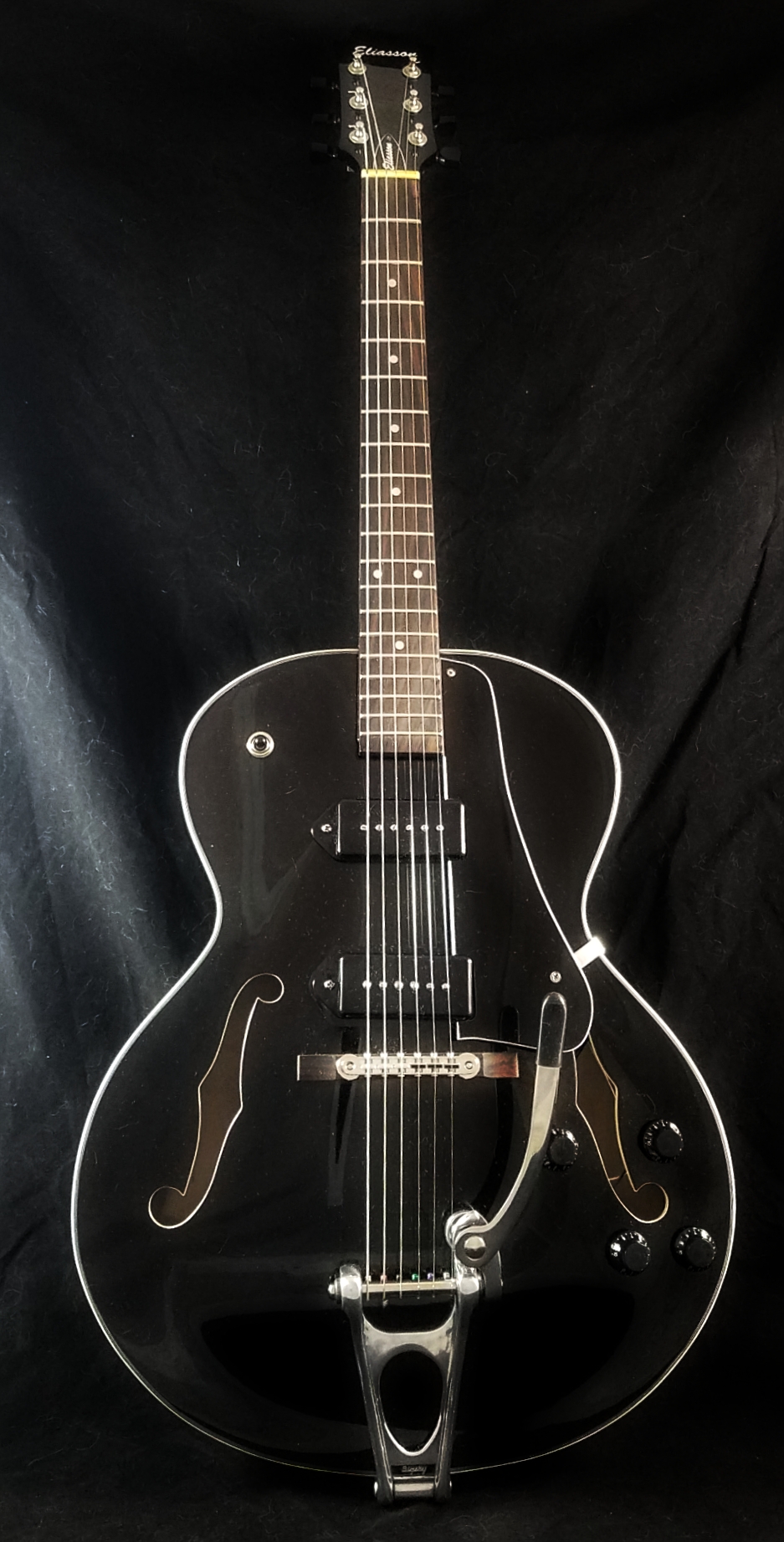 Hollowbody (7)