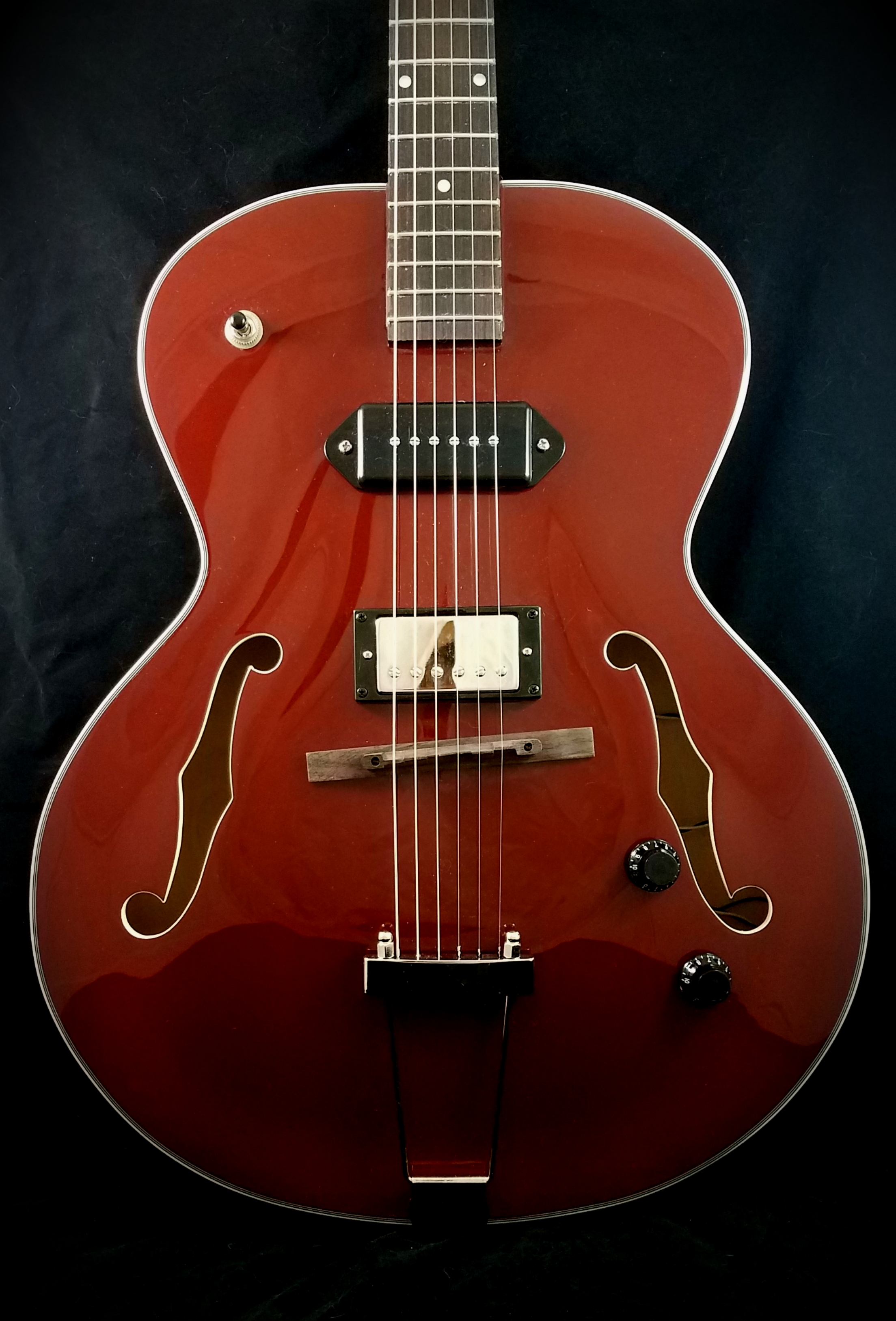 Hollowbody (3)