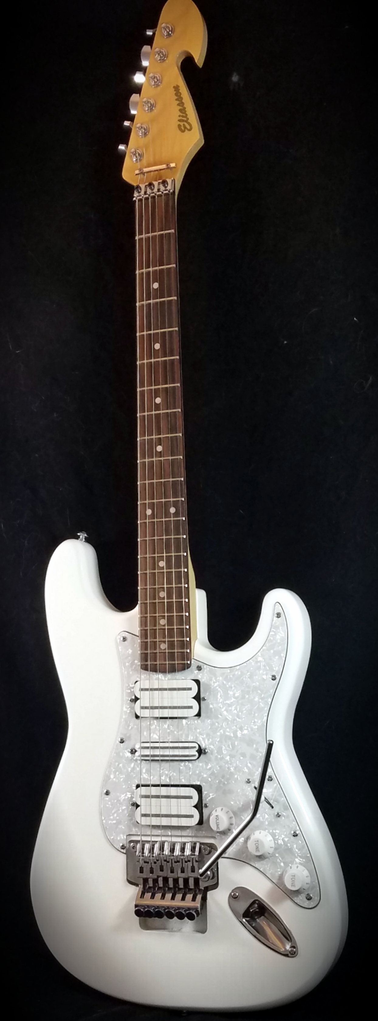 White Super Strat (12)