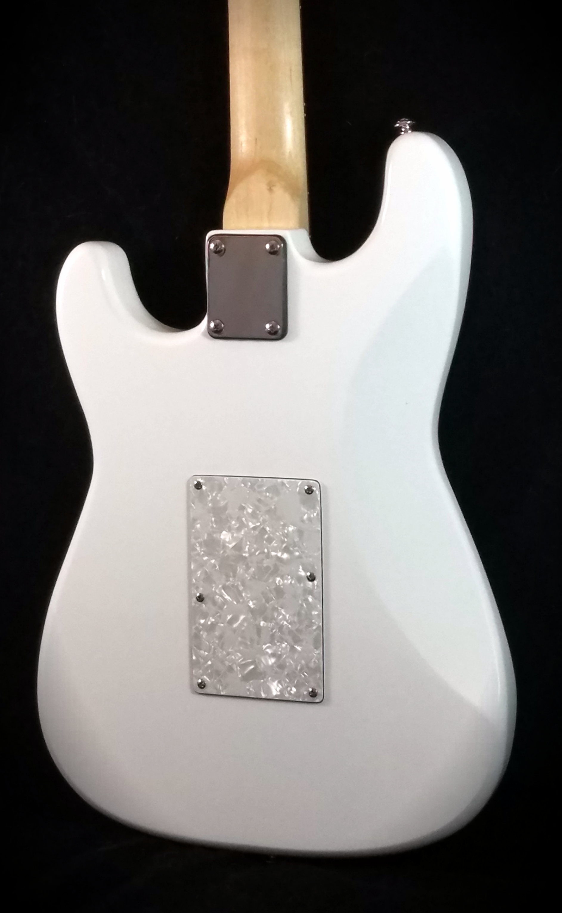 White Super Strat (17)