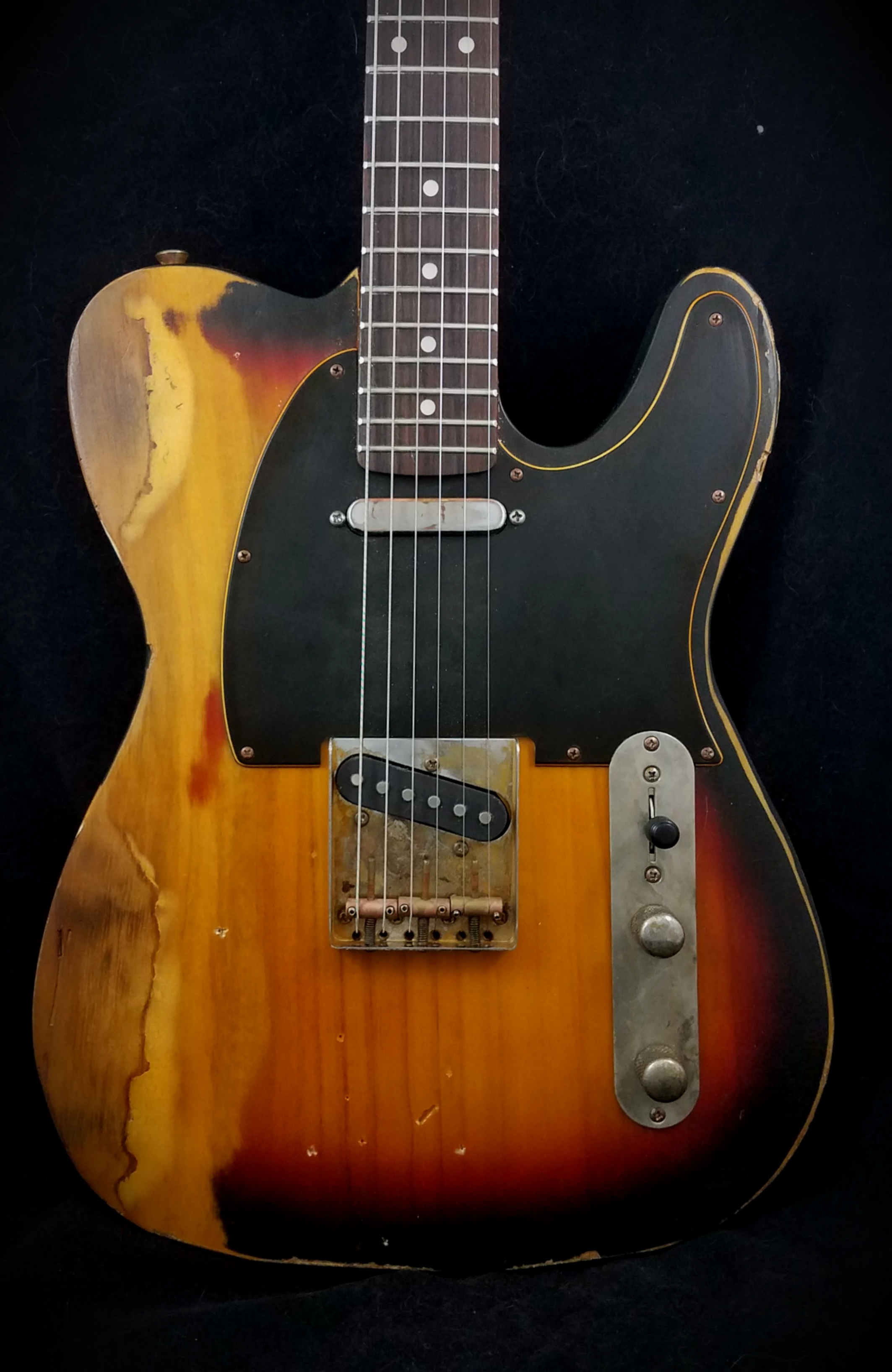 Sunburst Roadkill Tele (3)