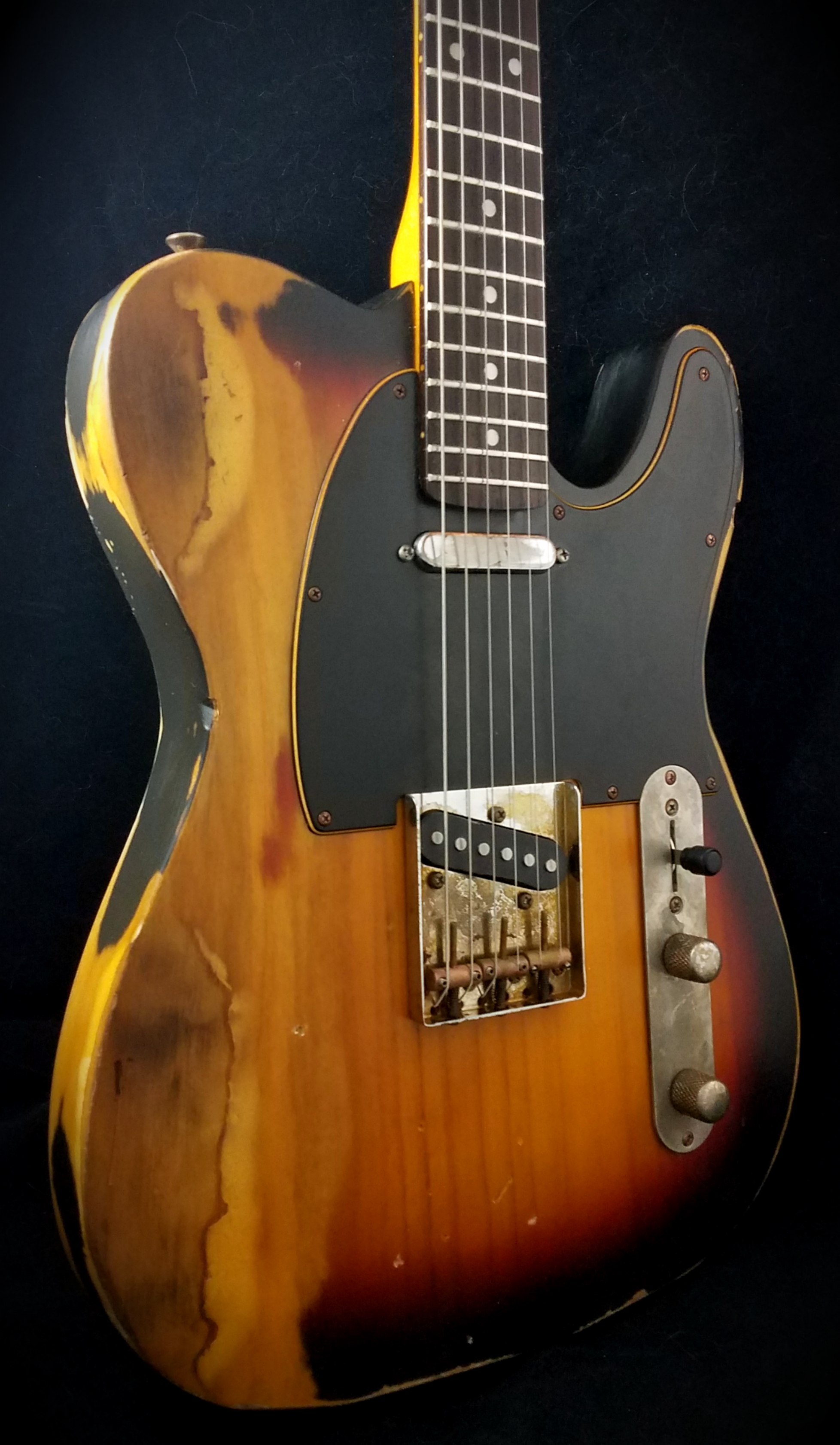 Sunburst Roadkill Tele (4)