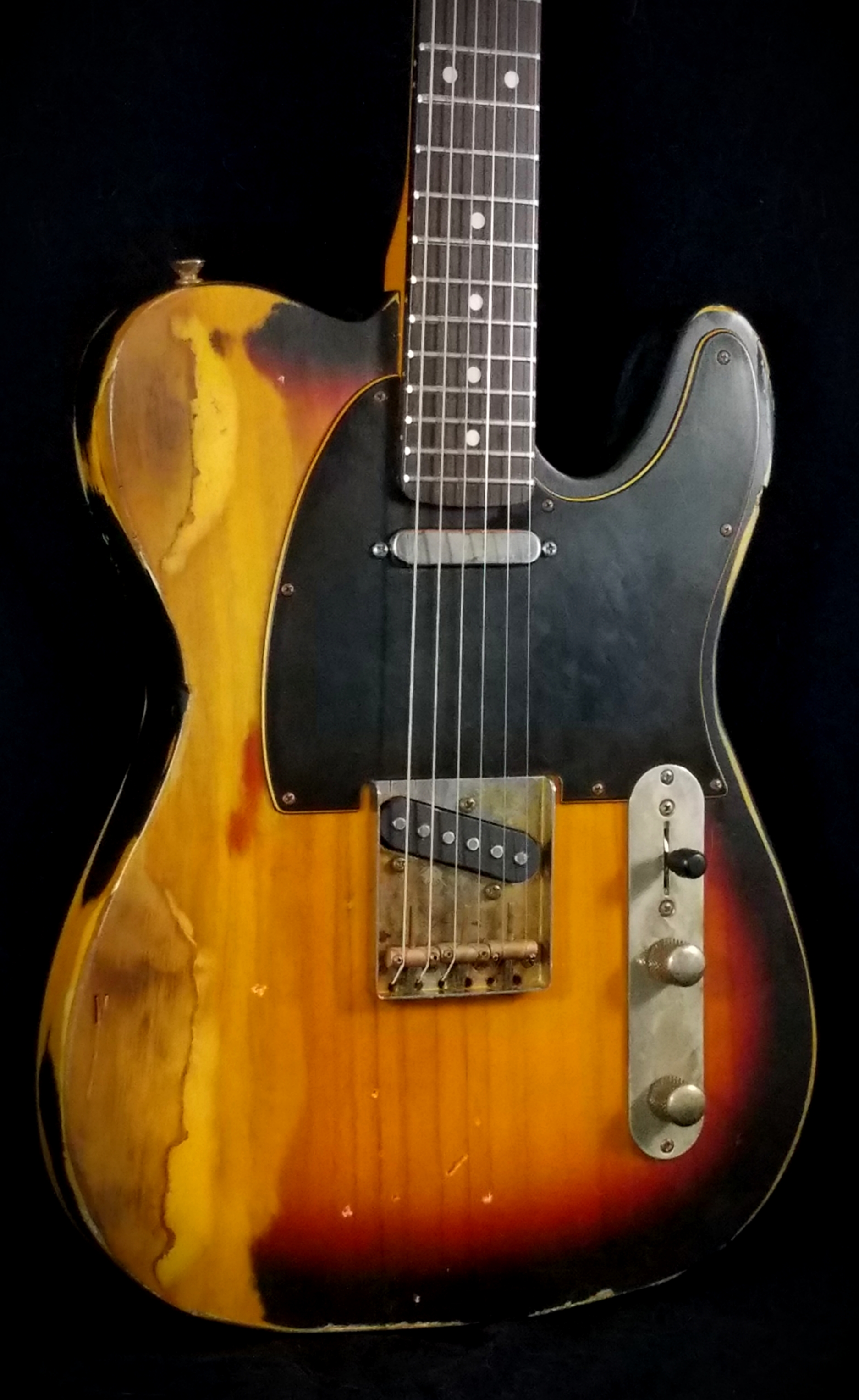 Sunburst Roadkill Tele (9)