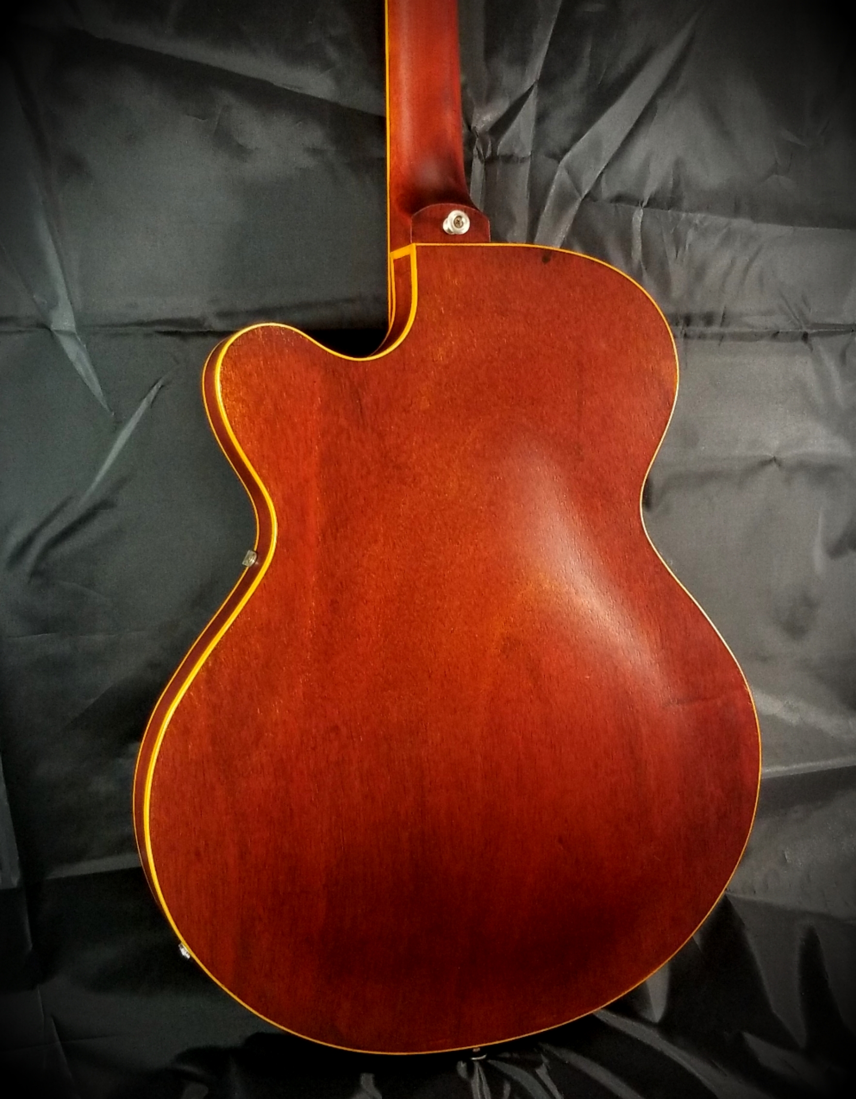 Hollowbody 295 (16)