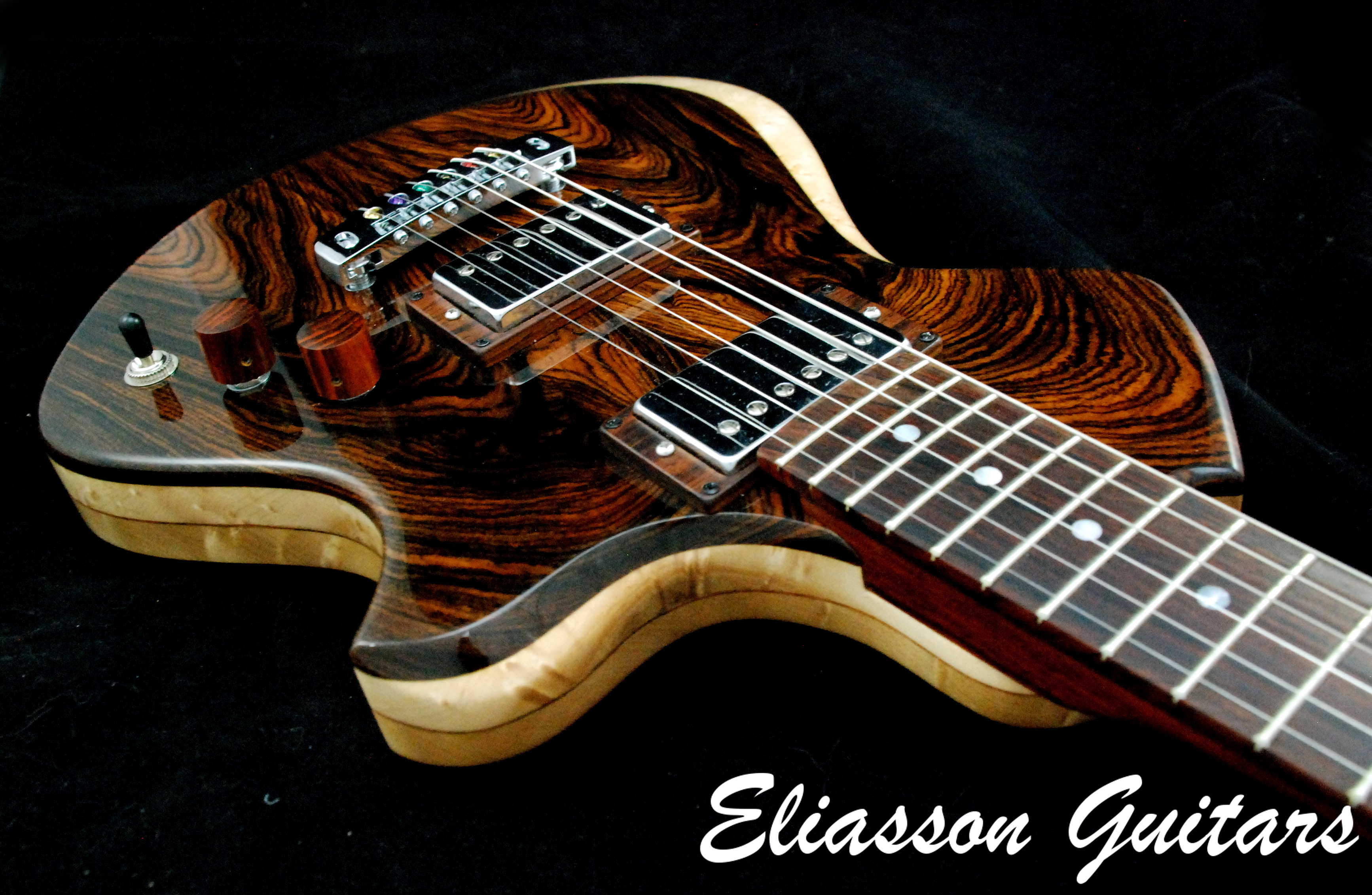 Cocobolo Raven (1)