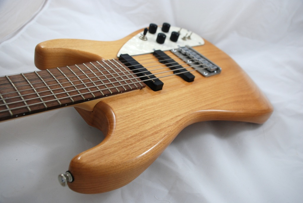 8-string-strat-2