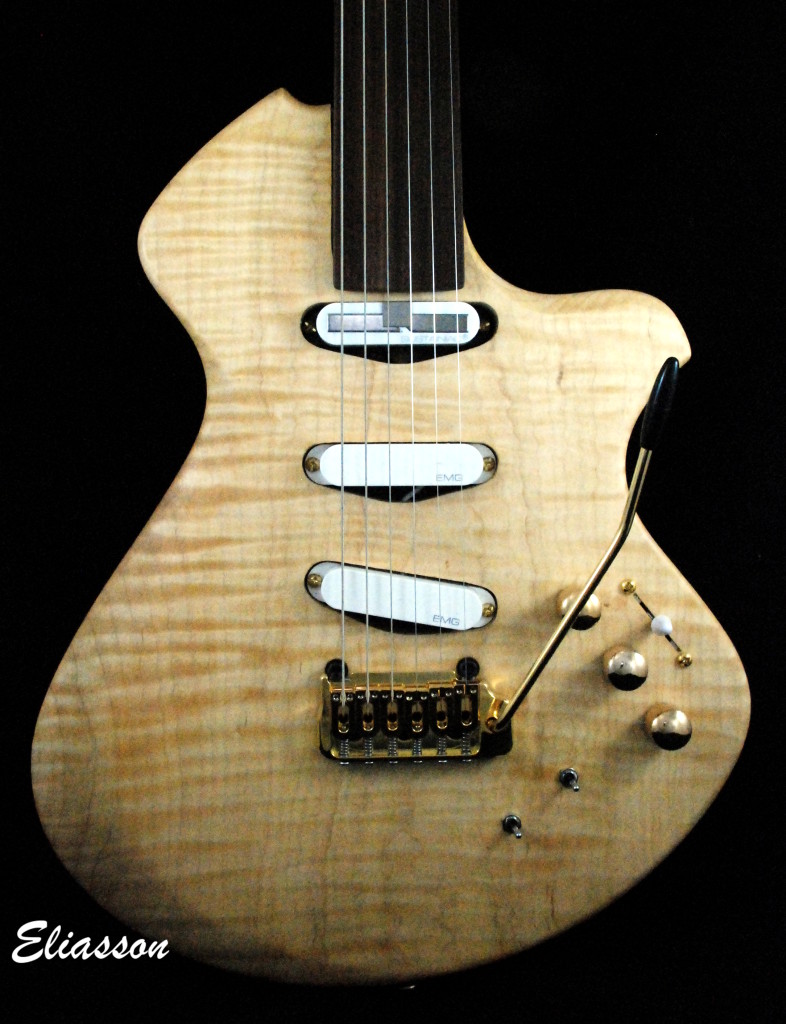 Fretless Raven (4)